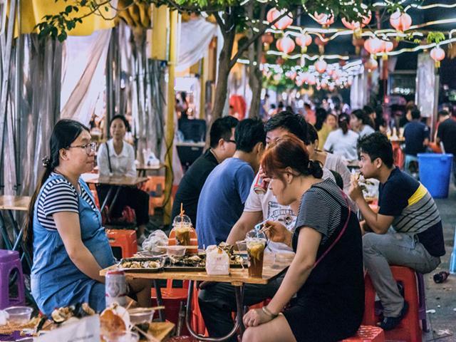 肝病|肝病医生提醒：6种伤肝食物找齐了，不想肝病“缠身”，最好别碰