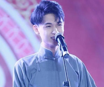 郭德纲|58岁相声家富得流油！香烟是普通人1天工资，真是太富有了