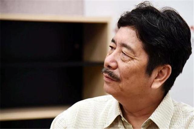 鲁迅|鲁迅长孙，完美复制爷爷长相，曾经穷到卖爆米花，如今风光无限