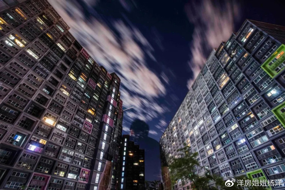 开发商|帝都像素的修罗场：开发商赚50亿，3万年轻北漂却负债还乡！