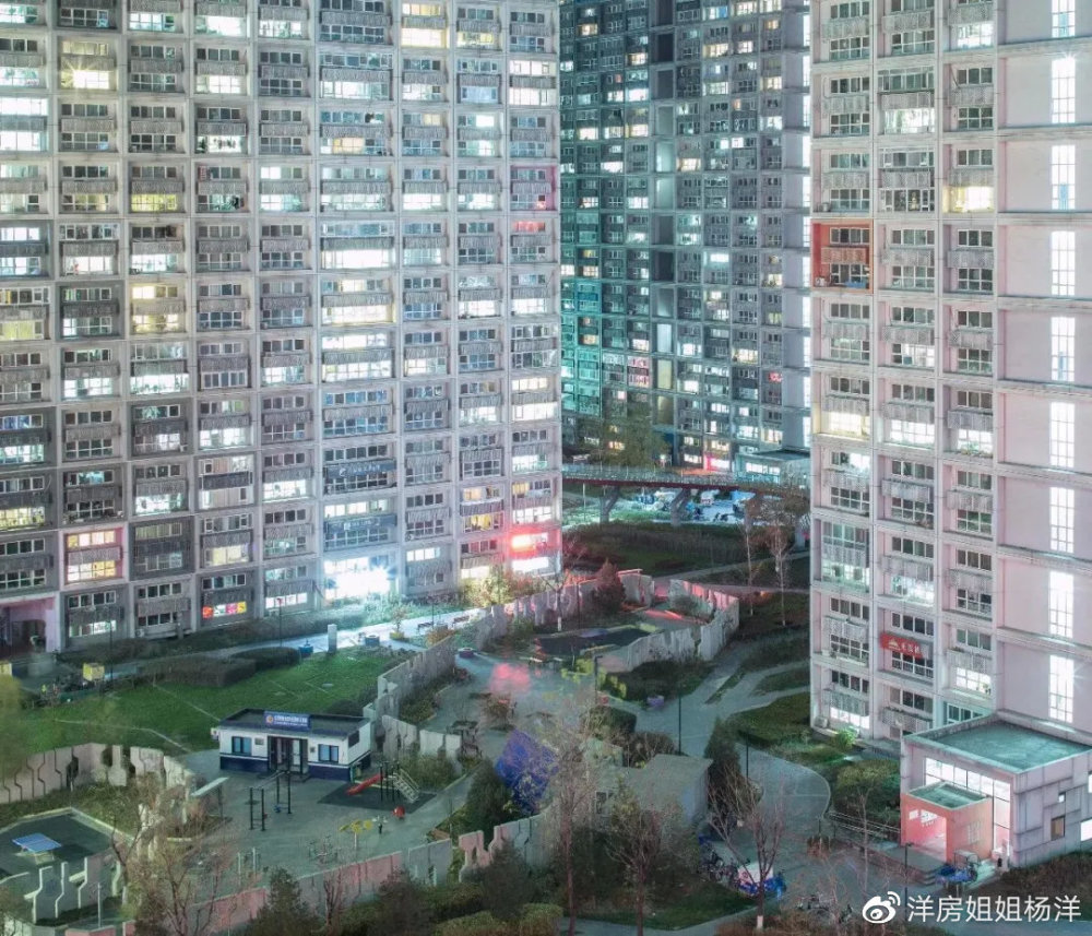 开发商|帝都像素的修罗场：开发商赚50亿，3万年轻北漂却负债还乡！