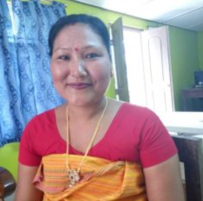 印度_社会|印度男子瞒着妻子把女儿卖了4200元，人贩子从妻子怀里抢走孩子