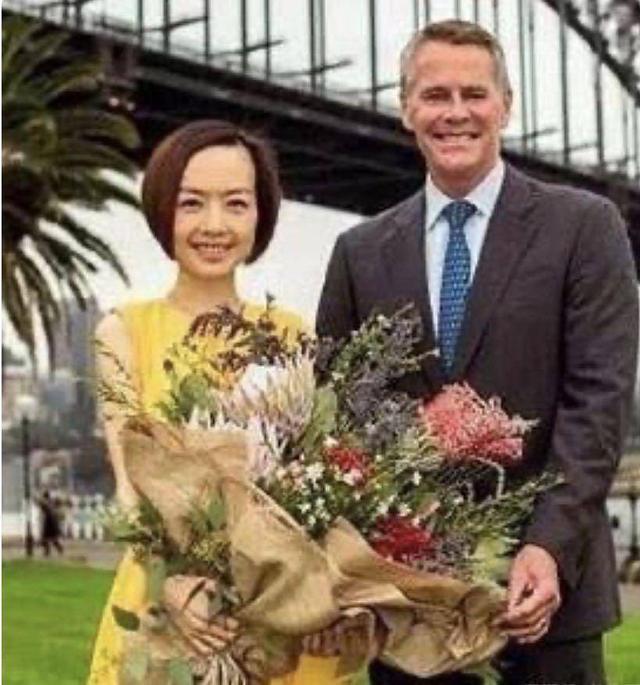 鲁豫|怀孕被美国渣男抛弃、与初恋结婚未果，50岁鲁豫：爱情不是必需品