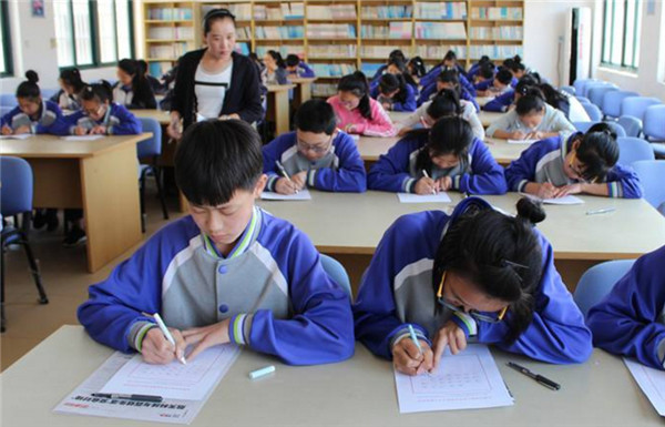 汉字|“二简字”为何被废除？专家称：外形更像日本字，丢了汉字的精髓