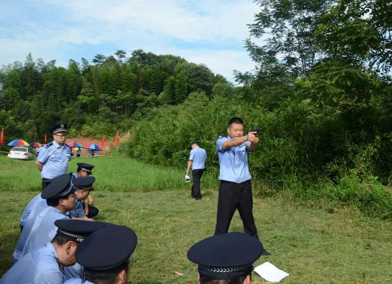 全警實戰大練兵太颯了桃江公安開展實彈射擊訓練