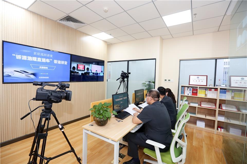 劳动者|“三方协议”随便签？重复约定试用期？毕业生们，这份法律锦囊请收下！