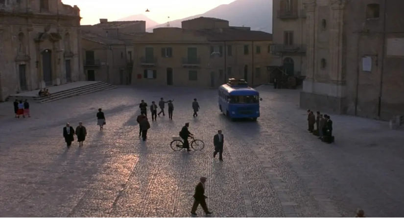 艾佛特|电影院再次重启，谁能忘得了这部9.2分哭晕神作？