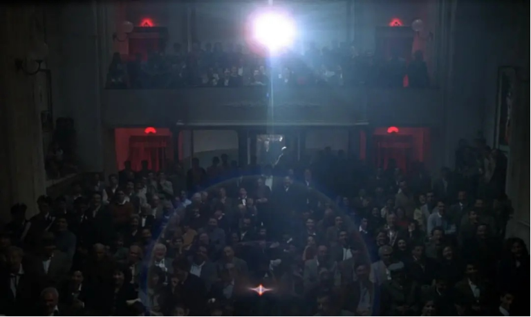 艾佛特|电影院再次重启，谁能忘得了这部9.2分哭晕神作？