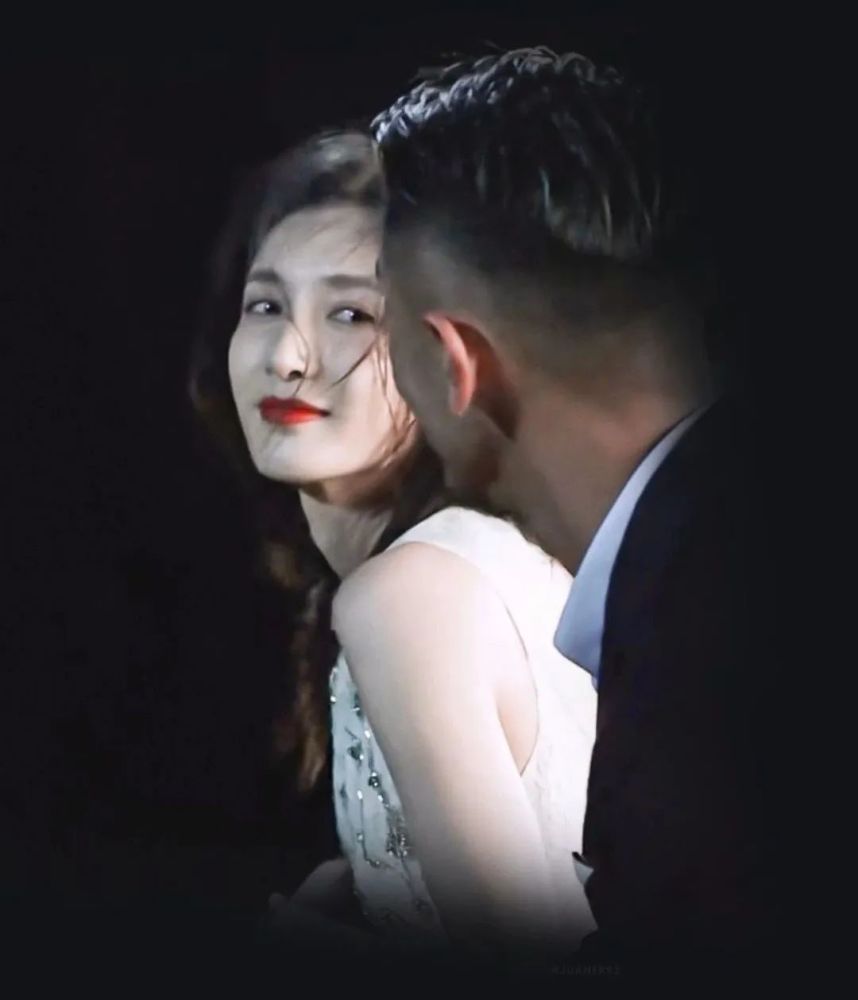 江疏影|部部女一却死捧不红的江疏影，后台到底是谁？