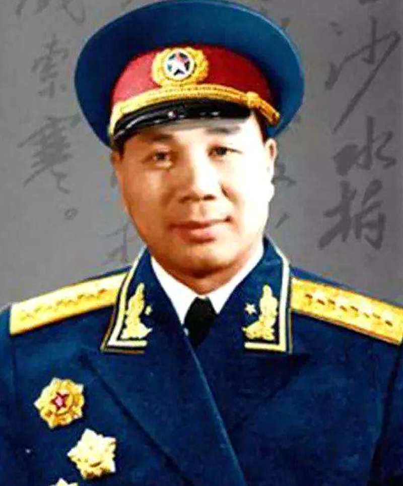 杨成武41岁成为开国上将,三个孩子全部都是将军,女儿更厉害_腾讯新闻