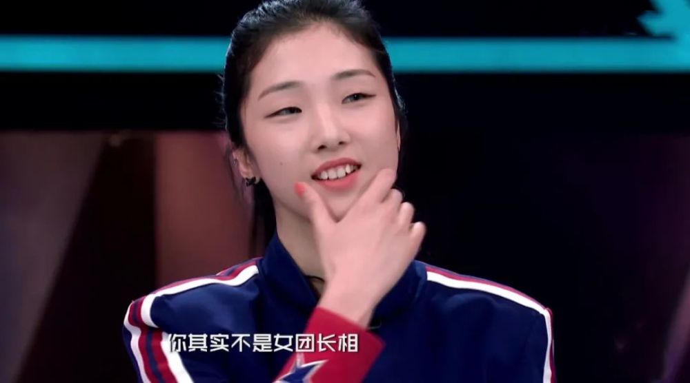 yamy|低谷走来的yamy：为一百块连跳三支舞，为登舞台贴钱给李宇春伴舞