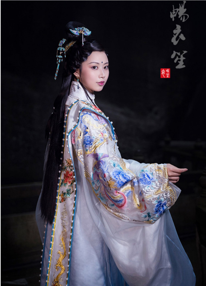 需要花上万元才能买到的汉服长什么样?网友:就这?