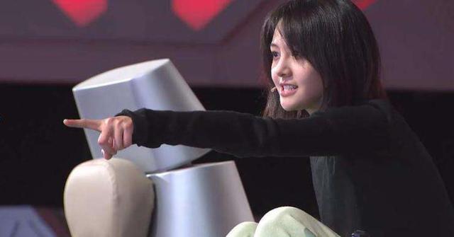 郑爽|郑爽谈恋爱观：自己给自己安全感！和张翰入选最期待复合情侣！