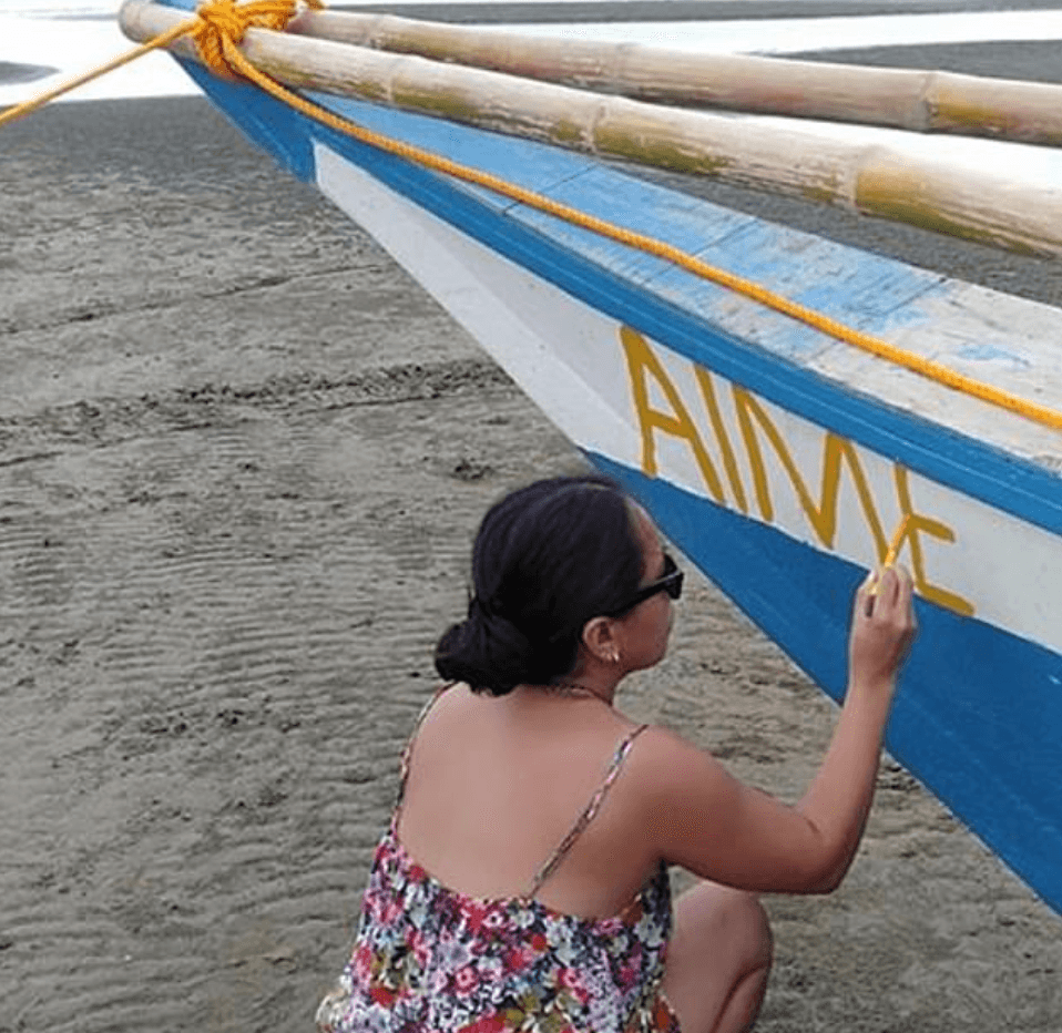 菲律宾_社会|澳洲夫妻到菲律宾旅游弹尽粮绝，就地买艘船活成了“土著”