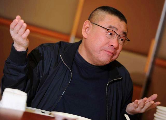 刘銮雄|奸商刘銮雄：关停国内300家公司套现500亿，全家逃到英国逍遥