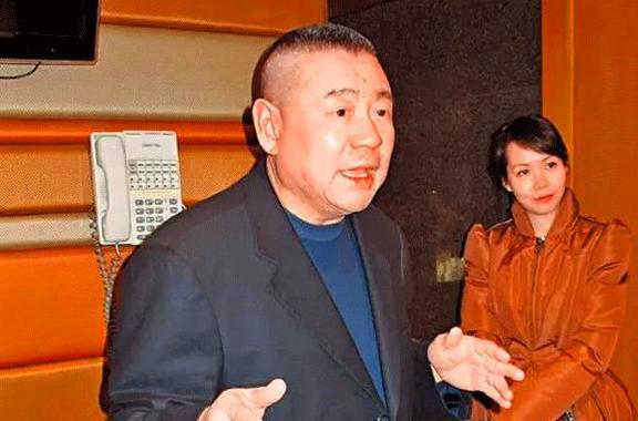 刘銮雄|奸商刘銮雄：关停国内300家公司套现500亿，全家逃到英国逍遥