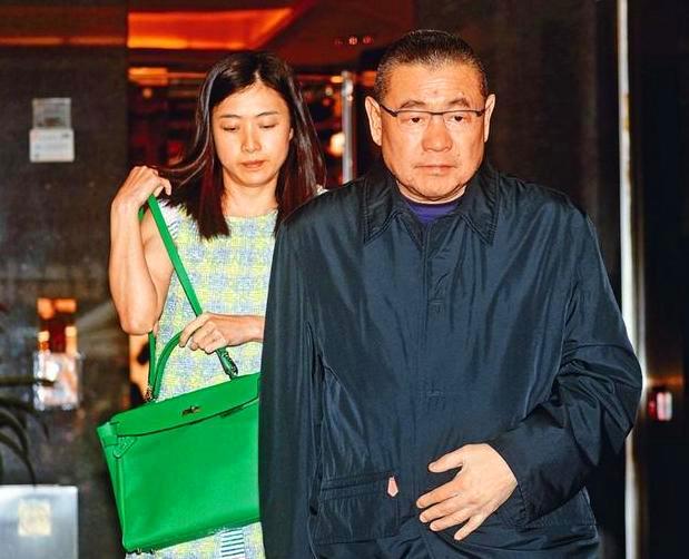 刘銮雄|奸商刘銮雄：关停国内300家公司套现500亿，全家逃到英国逍遥