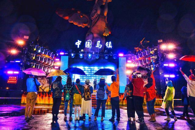 坝上草原|打卡北京周边最火避暑胜地，以马为梦，穿越千年，坝上草原竟然还可以这么玩
