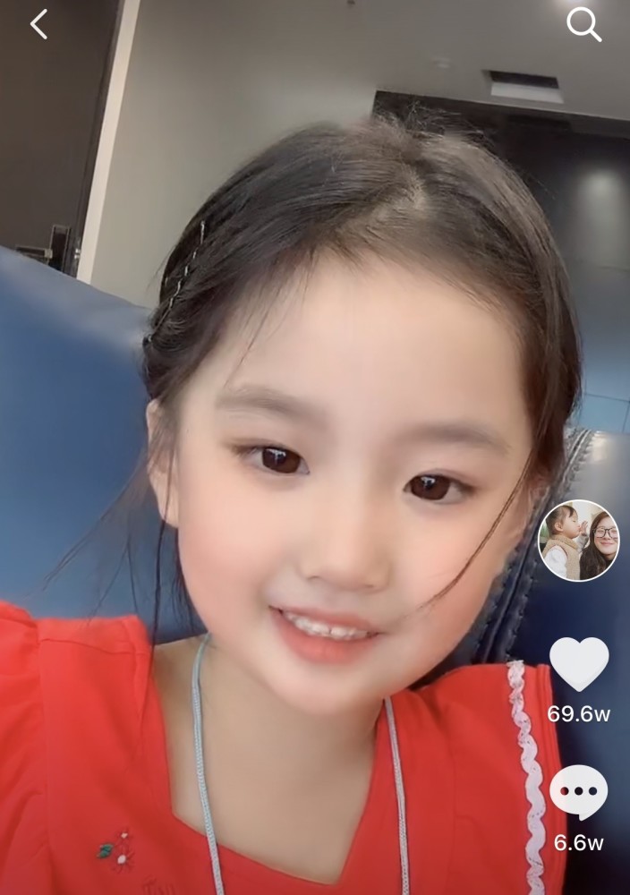 胡歌|因为撞脸胡歌一夜走红，涨粉20万，吓得胡歌赶紧关闭了人脸支付