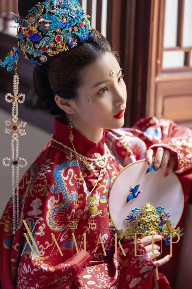 优雅大方的东方之美,华美古典中式新娘