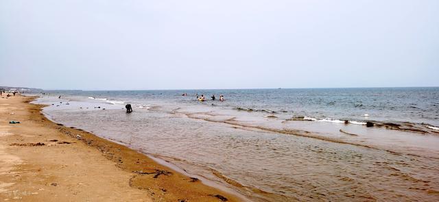 北戴河|往年人山人海的北戴河如今变了样，人少、海鲜便宜，但停车还是乱收费