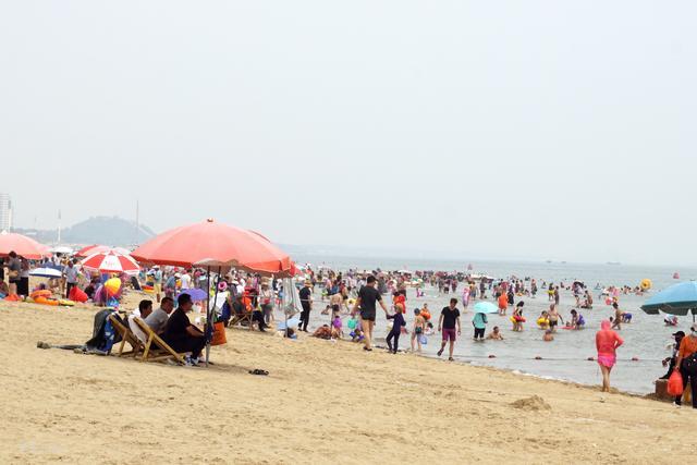 北戴河|往年人山人海的北戴河如今变了样，人少、海鲜便宜，但停车还是乱收费