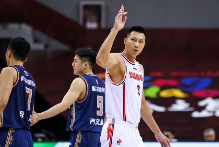 cba|CBA最新排名：广东28连胜再刷纪录新疆锁第2 前四前八之争仍激烈