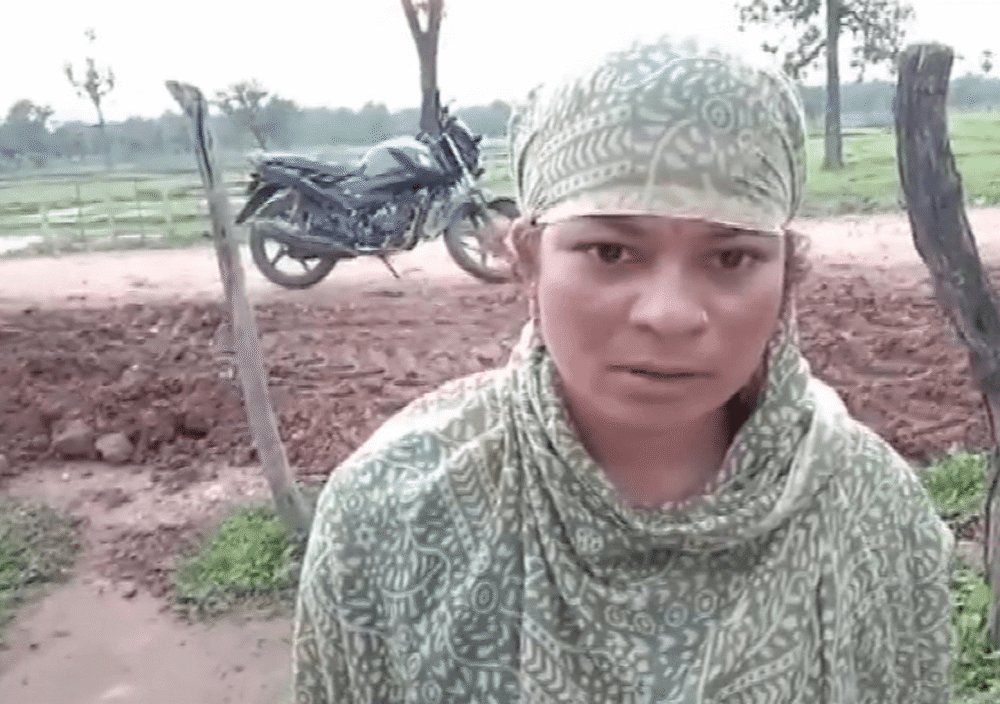 孕妇|没有桥和路，印度孕妇被放在锅里推过河，抵达医院后生下死胎