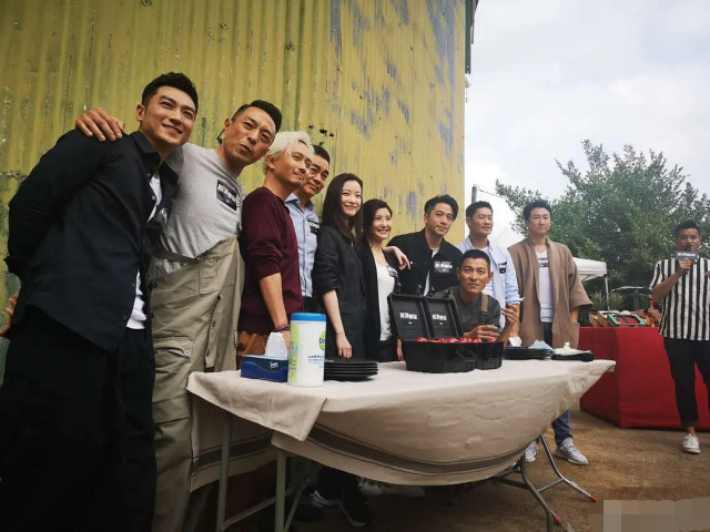 刘德华|第一次炸隧道，第二次炸飞机场，刘德华新电影比肩好莱坞大片，港片的崛起？