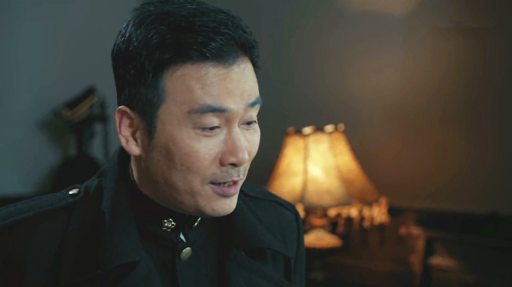 胜算 刘翻译官跟唐飞作对 得知唐飞才是自己的救命恩人后 后悔不已 腾讯新闻