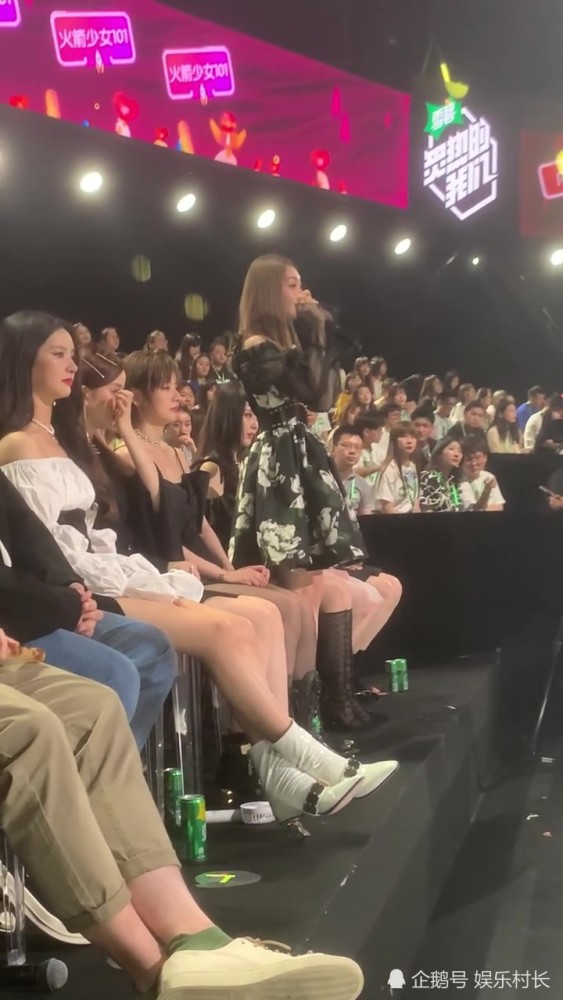 火箭少女101|硬糖少女换logo，希林谈火箭少女解散陈卓璇哭了，赵粤展现老东家团魂