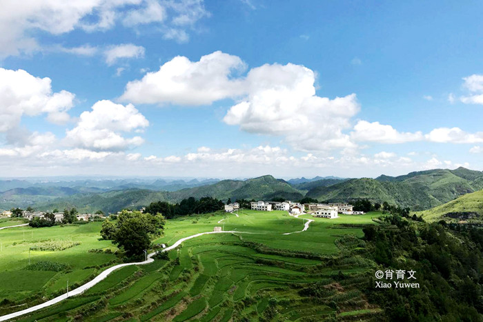 走进贵阳花溪，品味青岩古镇酸甜苦辣味