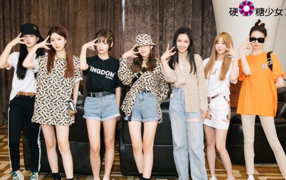 希林娜依·高|硬糖少女集体更换头像，希林娜依曝原因：要像前辈们一样团魂炸裂