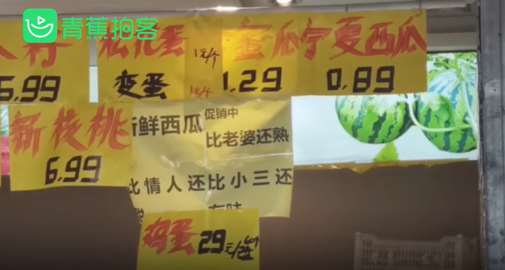 自由女神被闪电击中-WordPress极简博客