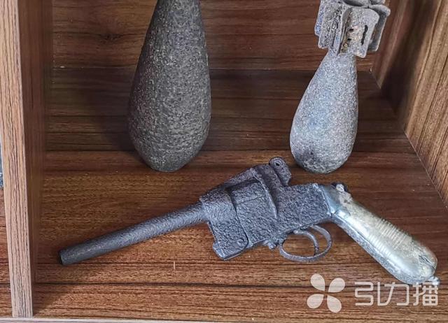 抗战轻武器研究学者周渝揭秘敌后游击队手中的"撅把子"手枪