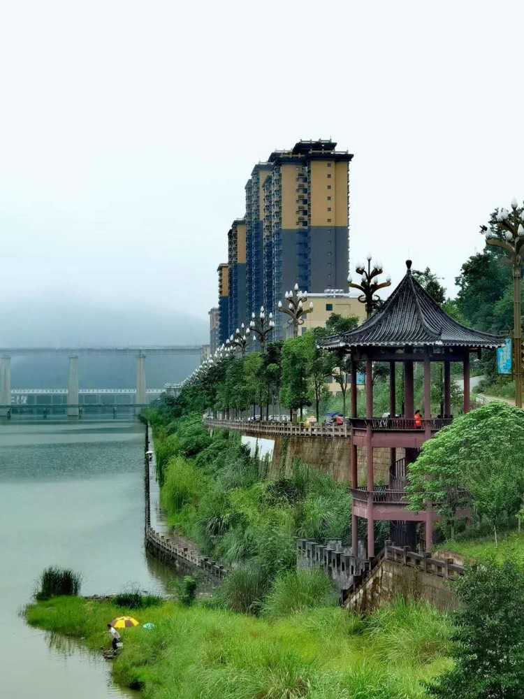 下雨天剑阁下寺最美的风景有时间一定去看看能让你心旷神怡