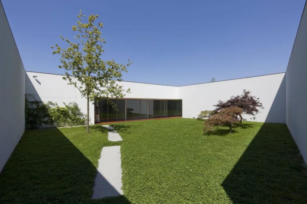 艾德瓦尔多·苏托·德·莫拉|曾获奥巴马称赞，设计葡萄牙著名体育场，这位大建筑师有多厉害？