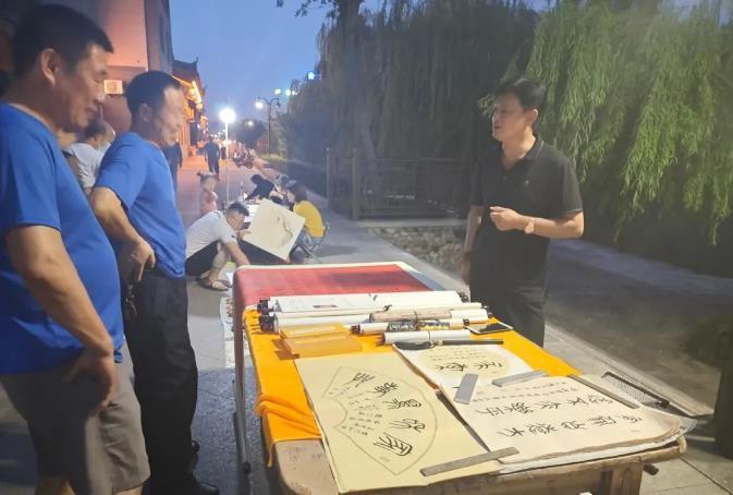 安丘市|安丘市：“非遗夜市”赋彩夜经济