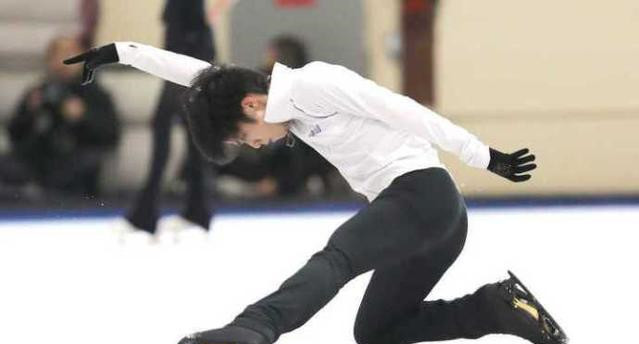 羽生結弦的大腿肌肉絕了那可是他用來拼命的本錢