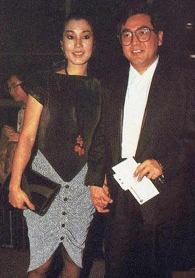 秦沛的第一任妻子是梁盛子,她是一名混血儿,他的前妻为他生下一男一女