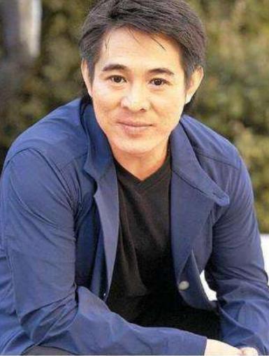 武术大师李俊峰因武林志走红现在82岁显得比李连杰还年轻