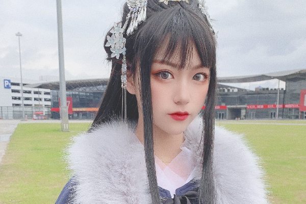 说刀小刀没辨识度的人,你有看过她的古装吗?好看到不知该咋形容