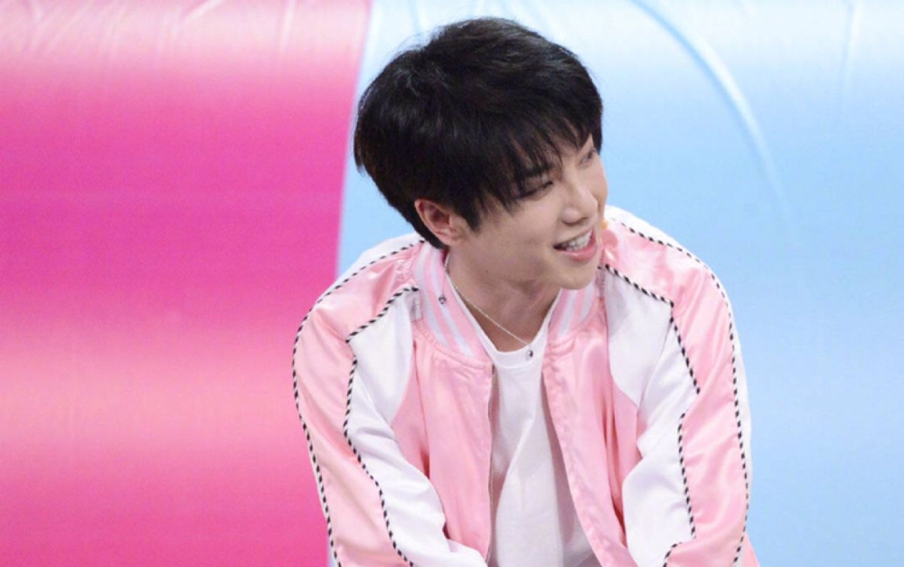 华晨宇|华晨宇最新造型曝光！剃寸头颠覆形象，发文调侃自称“十辰于”