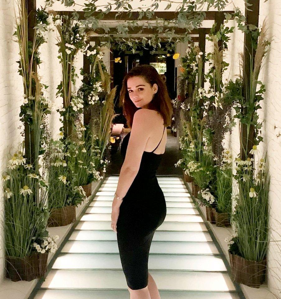 护士|英抗疫护士为选美大赛 露出防护服下面的容颜 窈窕淑女太惊艳