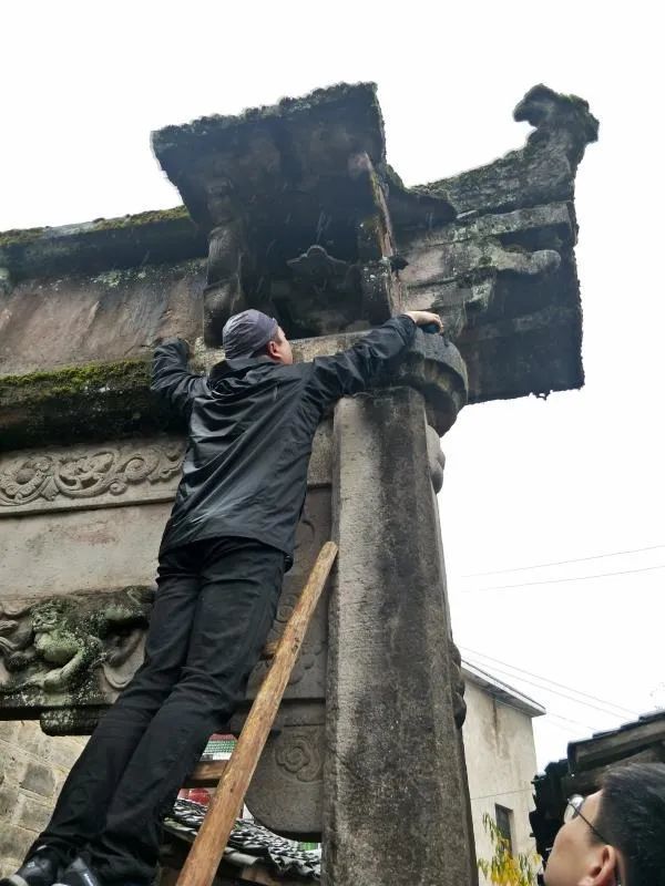 天井下的时光蝶变迎潮而立