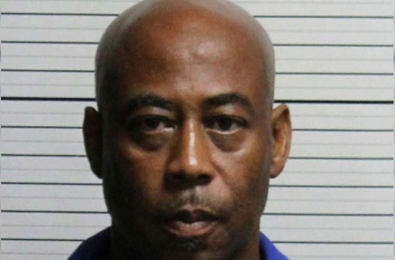 迈克尔·托德·希尔|酒店男住客悄悄逃跑，工作人员推门发现地上一具女尸