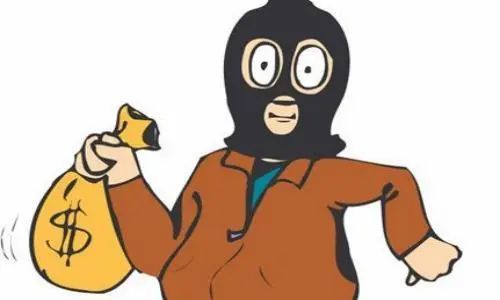 "蜘蛛侠"来萍深夜入室,只为