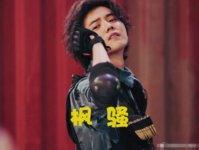 鹿晗演技逆风翻盘穿越火线开局评分78剧情赚足了口碑