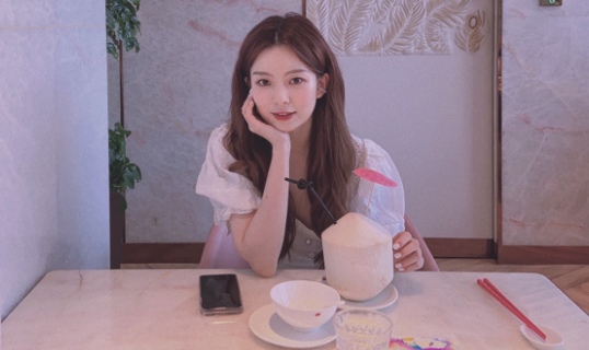 陈卓璇|陈卓璇出道后再曝金句，“文案组组长”不仅有野心，还有心灵鸡汤