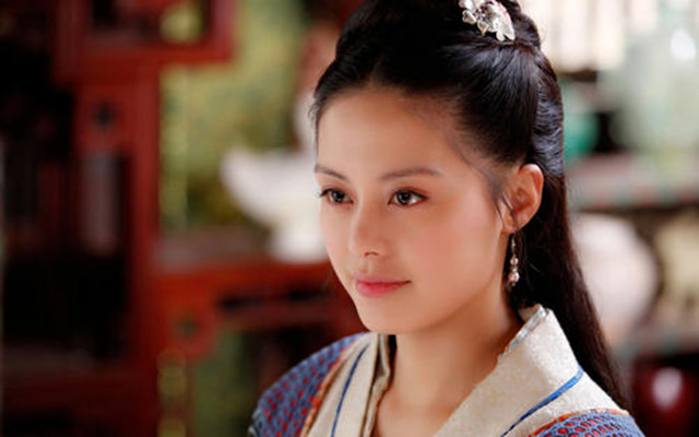 出道16年,拍摄46部剧当38次女主,搭档胡歌却依旧叫不上名字